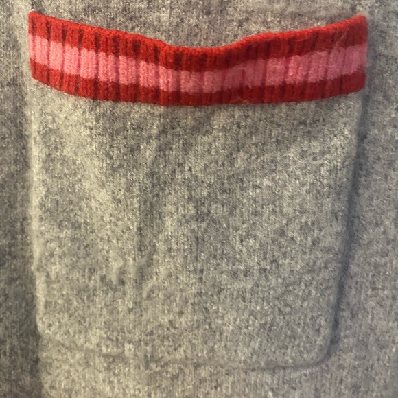 ❤️💖OLSEN💖❤️Henry style sweater with button and pockets . Cozy! Size Large. - Picture 5 of 11
